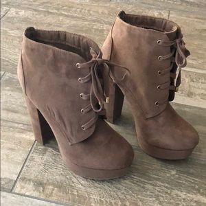Velvet lace-up platform booties